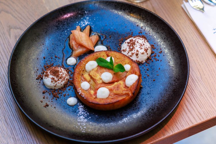RHABARBER CLAFOUTIS